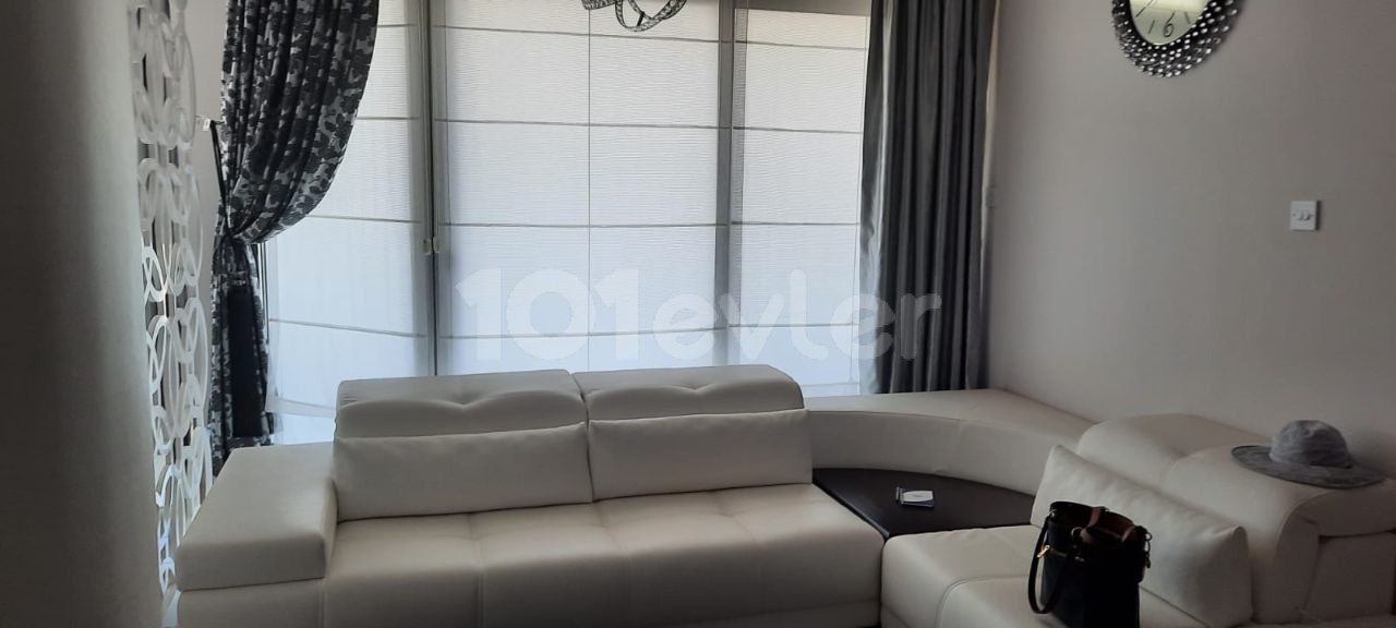 3 + 1 165 m2 Apartment for Sale in Ortakoy with No Clean Furniture without Expenses 79,900stg Jul ** 