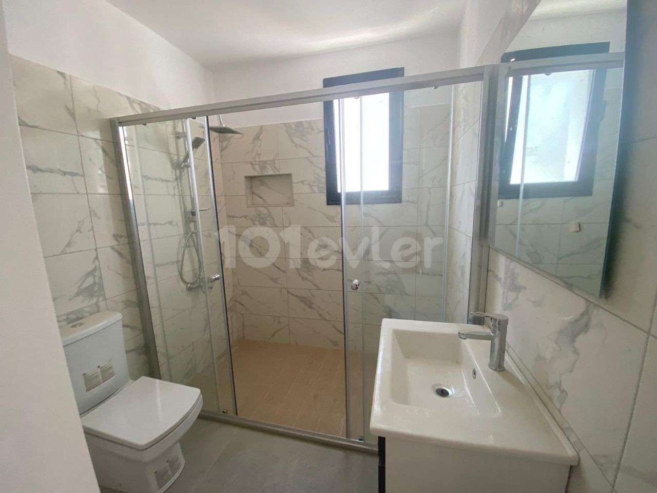 Yenikentte 3+1 135 m² + 40 m² Teraslı Satılık Son 1 Daire 100.000stg