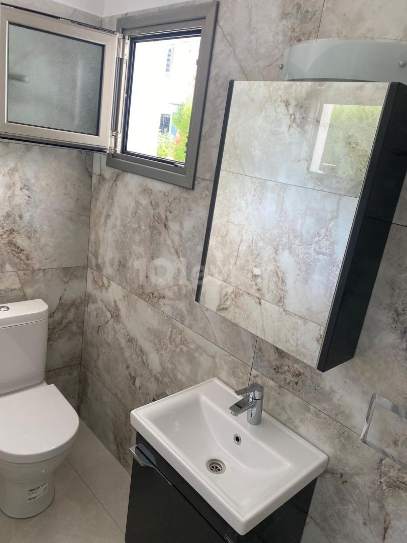 Villa zu vermieten in Ortaköy 1,000 stg pro Monat ** 