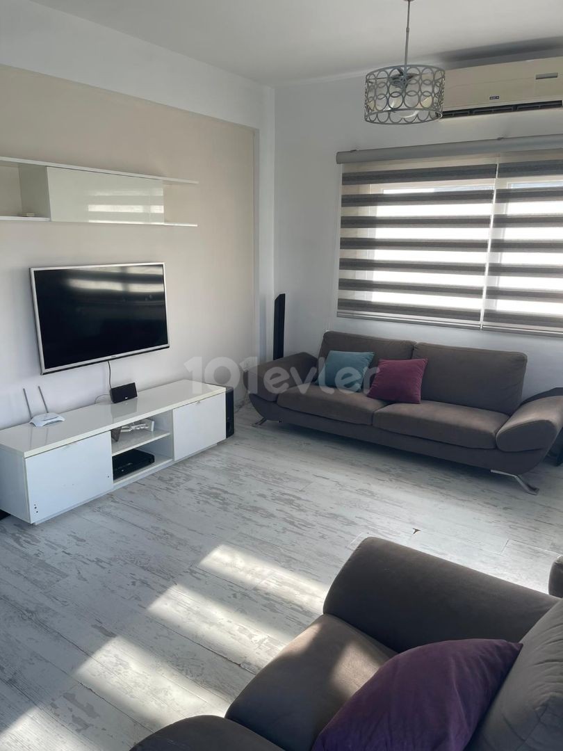 3+1 Apartment for Rent in Gönyelide 450stg per month ** 
