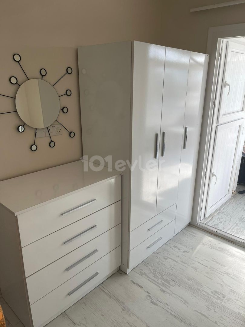 Gönyelide Otobüz Duragına 2dk yürüyüş mesafesinde 3+1 Kiralık Daire 400Stg Aylık