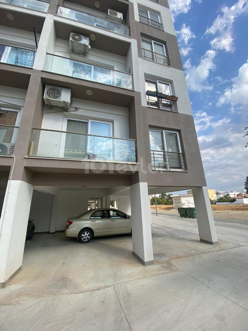 Küçükkaymakli da 2+1 85m2 Rental Darie 350stg ** 