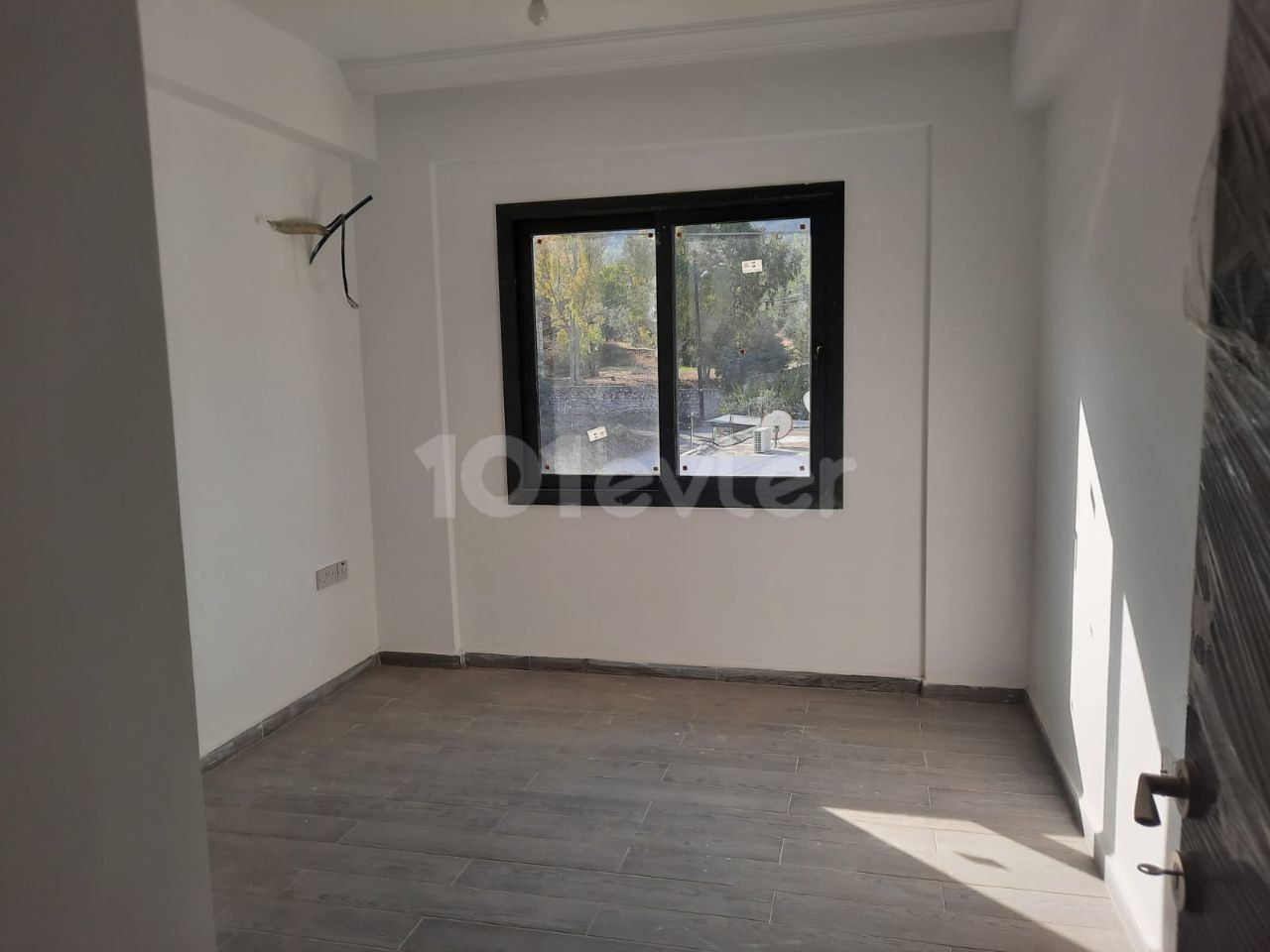 Alsancakta 3 + 1 Wohnung ab 80,000 STG ** 