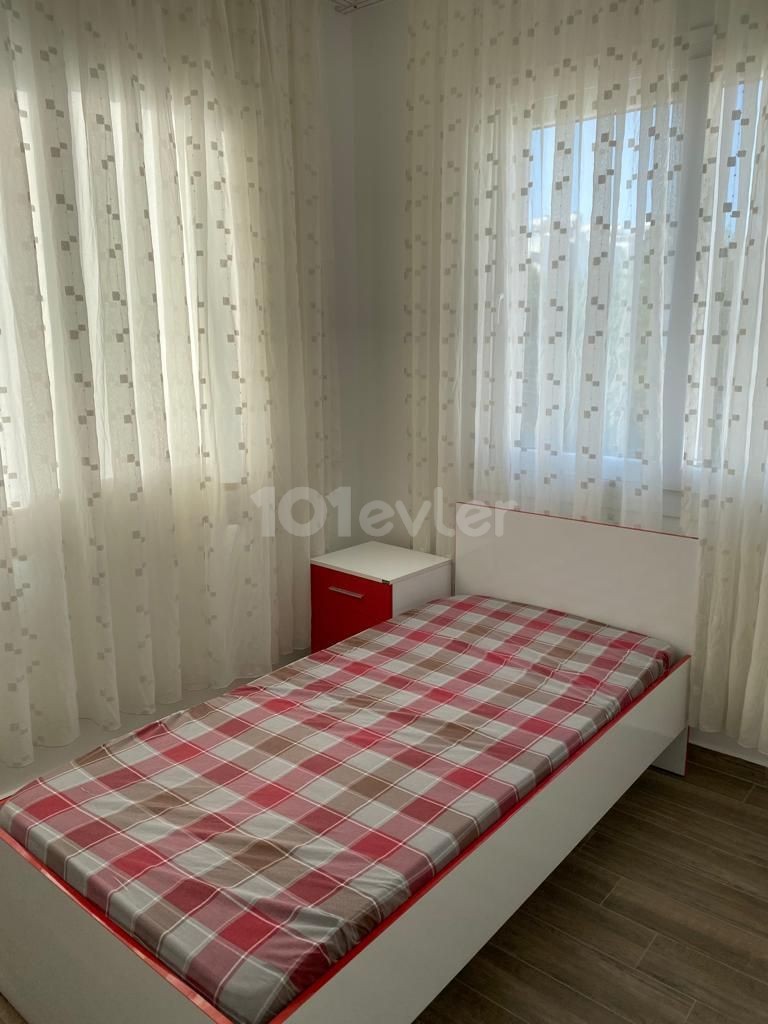 Gönyeli / Yenikentte 2+1 Kiralık Eşyalı Sıfır Daire 400stg