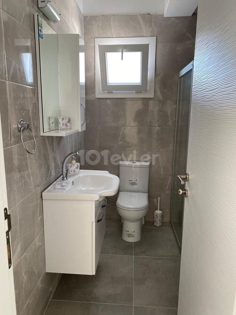 Gönyeli / Yenikentte 2+1 Kiralık Eşyalı Sıfır Daire 400stg