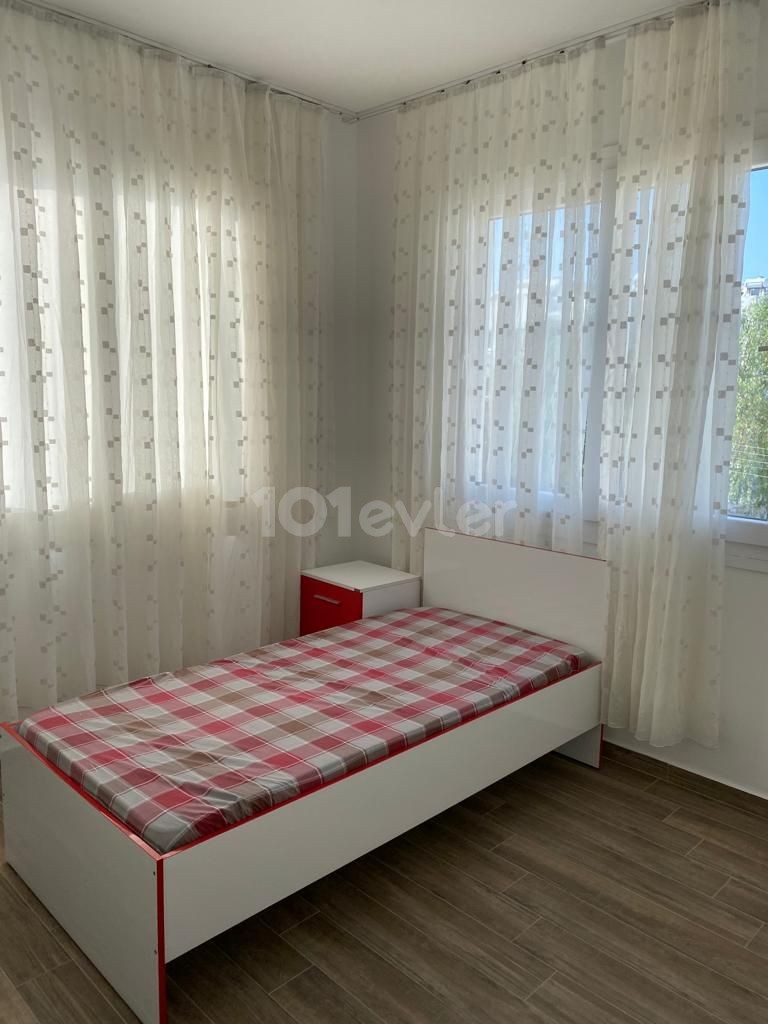 Gönyeli / Yenikentte 2+1 Kiralık Eşyalı Sıfır Daire 400stg