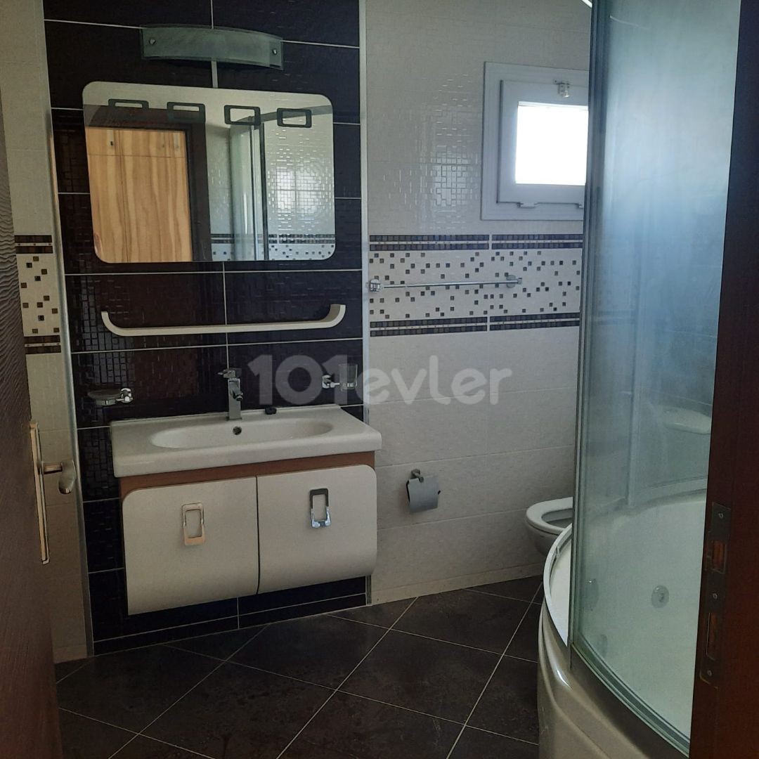 3+ 1, Villa-sized Zero Apartment for Sale in Gönyeli 80,000stg ** 