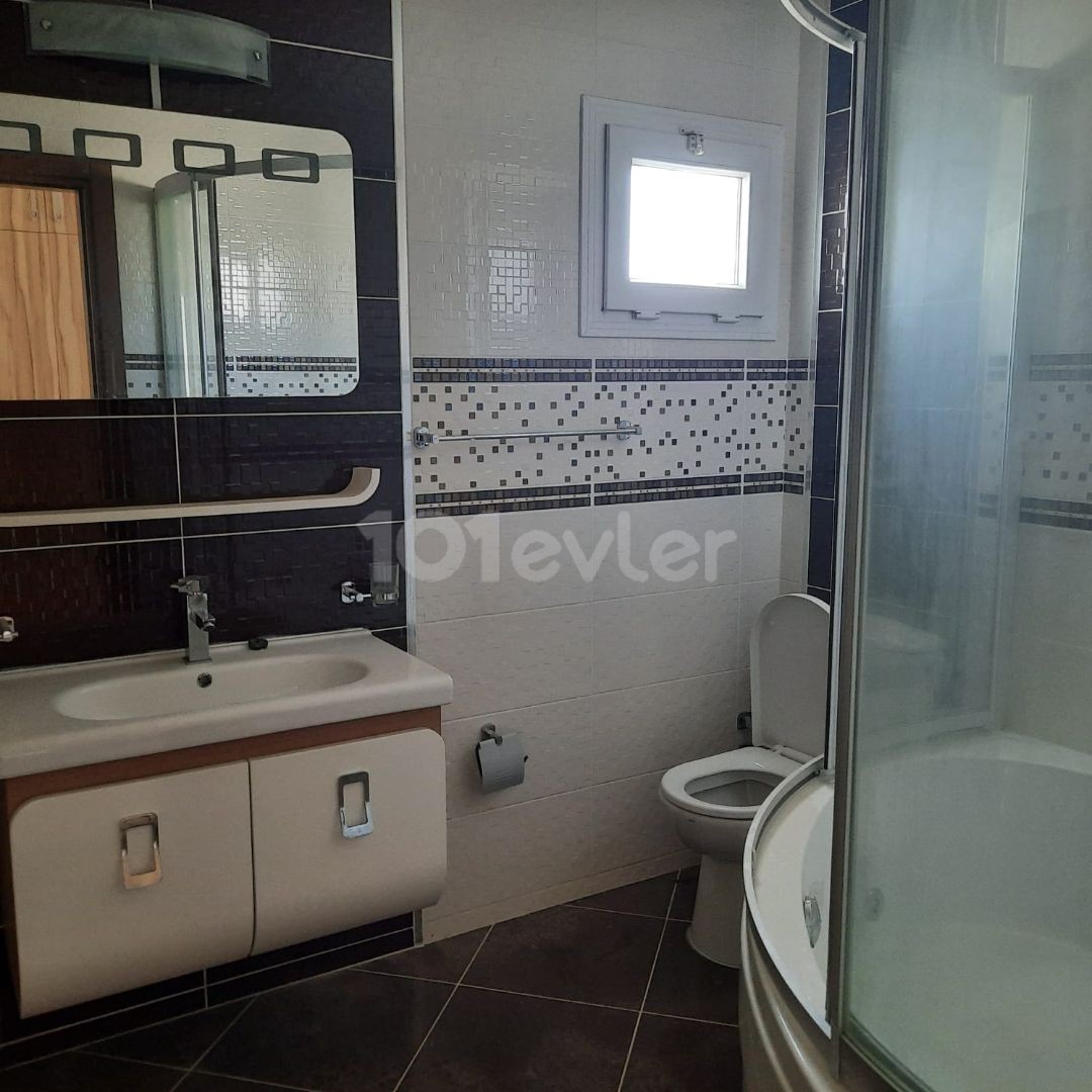 3+ 1, Villa-sized Zero Apartment for Sale in Gönyeli 80,000stg ** 