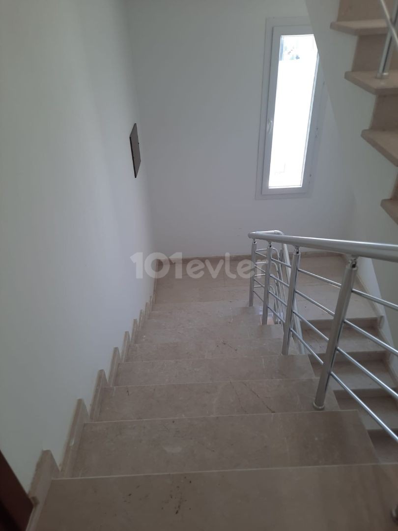 3+ 1, Villa-sized Zero Apartment for Sale in Gönyeli 80,000stg ** 