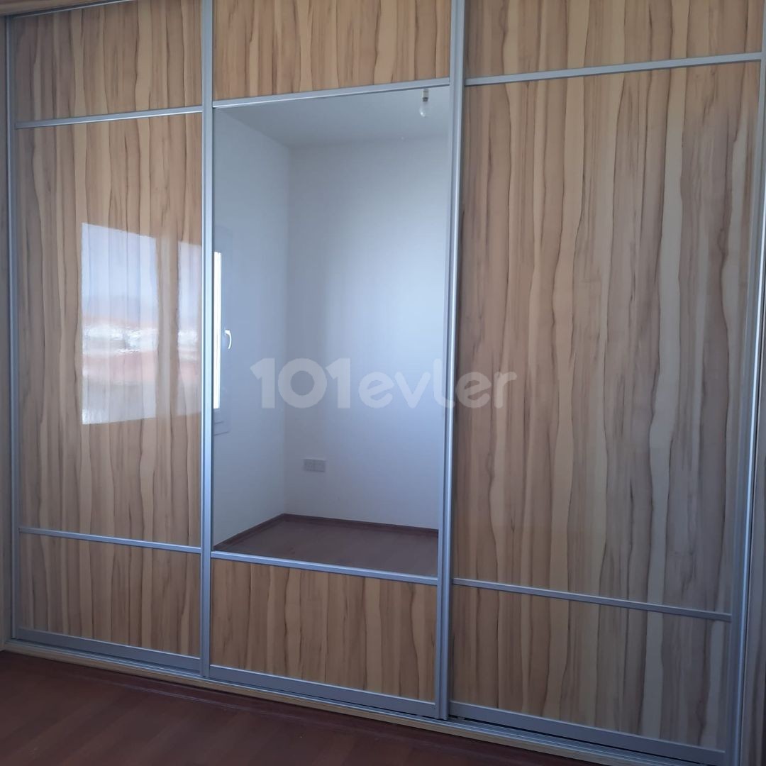 3+ 1, Villa-sized Zero Apartment for Sale in Gönyeli 80,000stg ** 