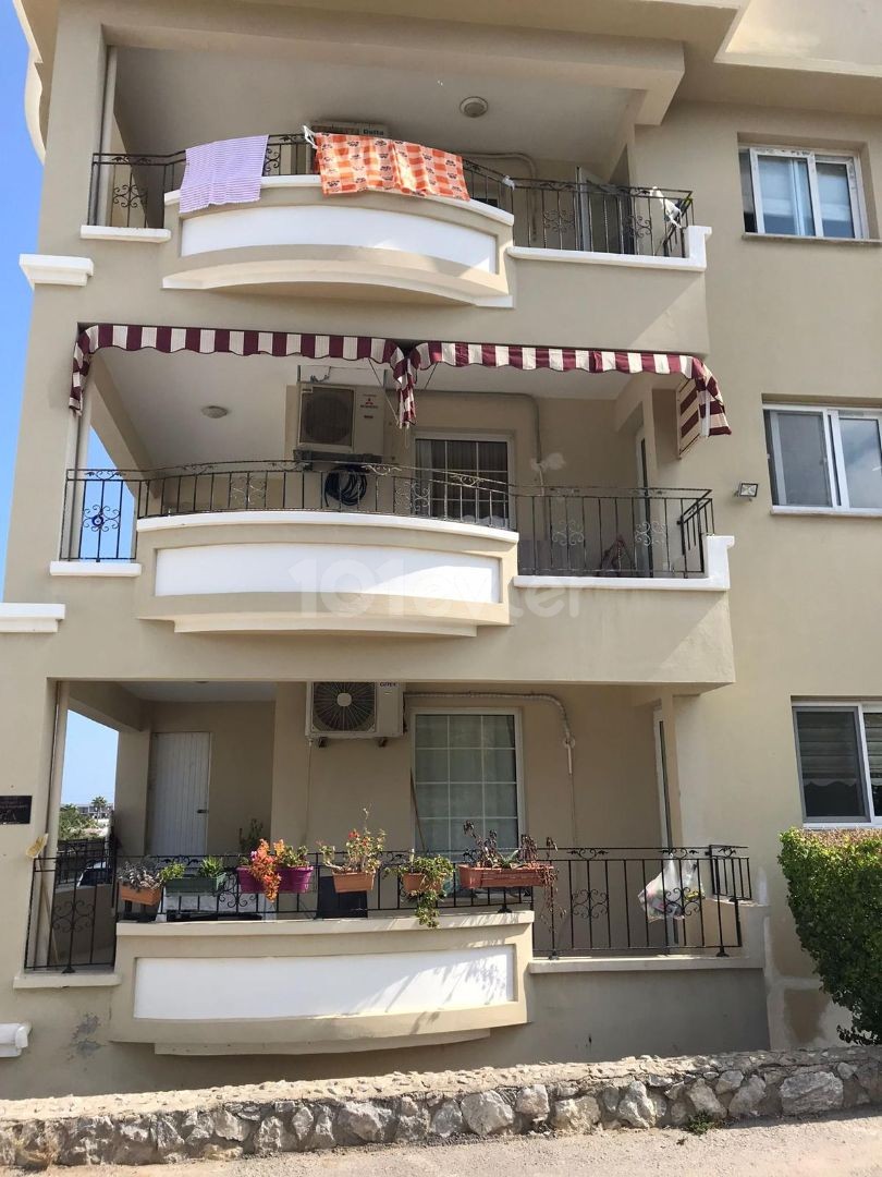 Girne , Alsancakta 3+1 Full Eşyalı Ensuitli Satılık Daire 110,000stg