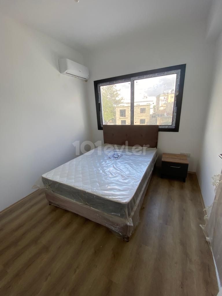 Gönyeli  2+1  Apartman Dairesi  400stg