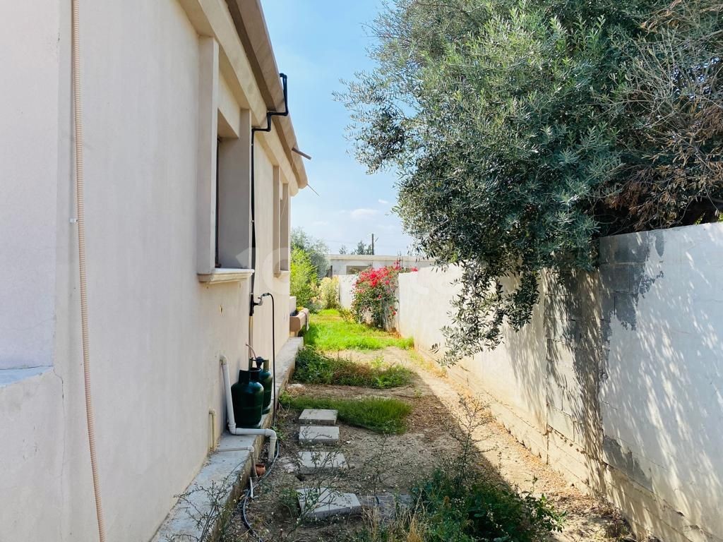 Einfamilienhaus Kaufen in Değirmenlik, Nikosia