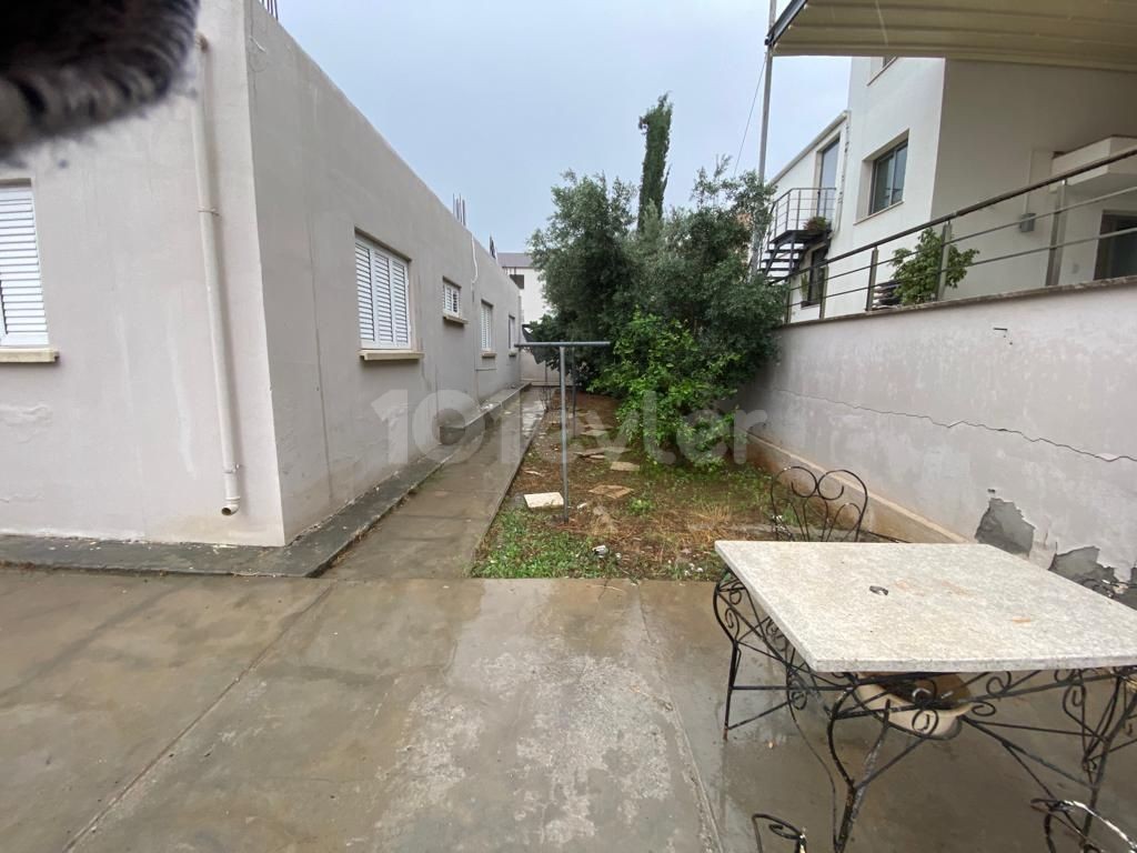 Detached House To Rent in Metehan, Nicosia