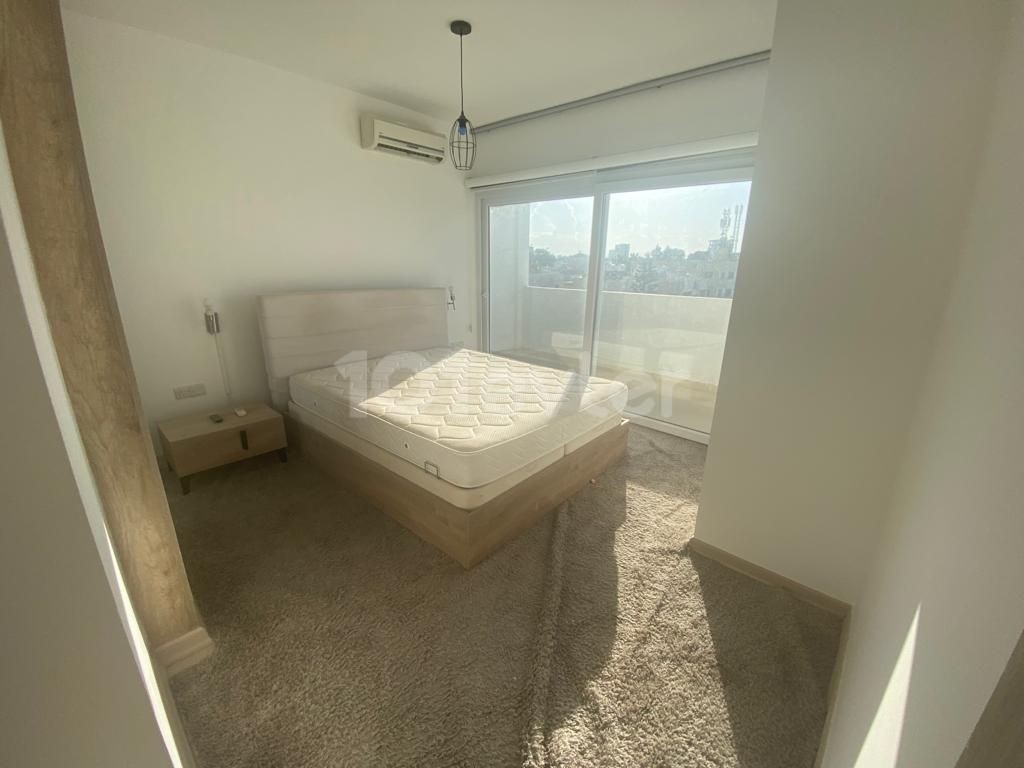 Marmara Bölgesinde Asansörlü Eşyalı Satılık Penthouse 65,000stg 