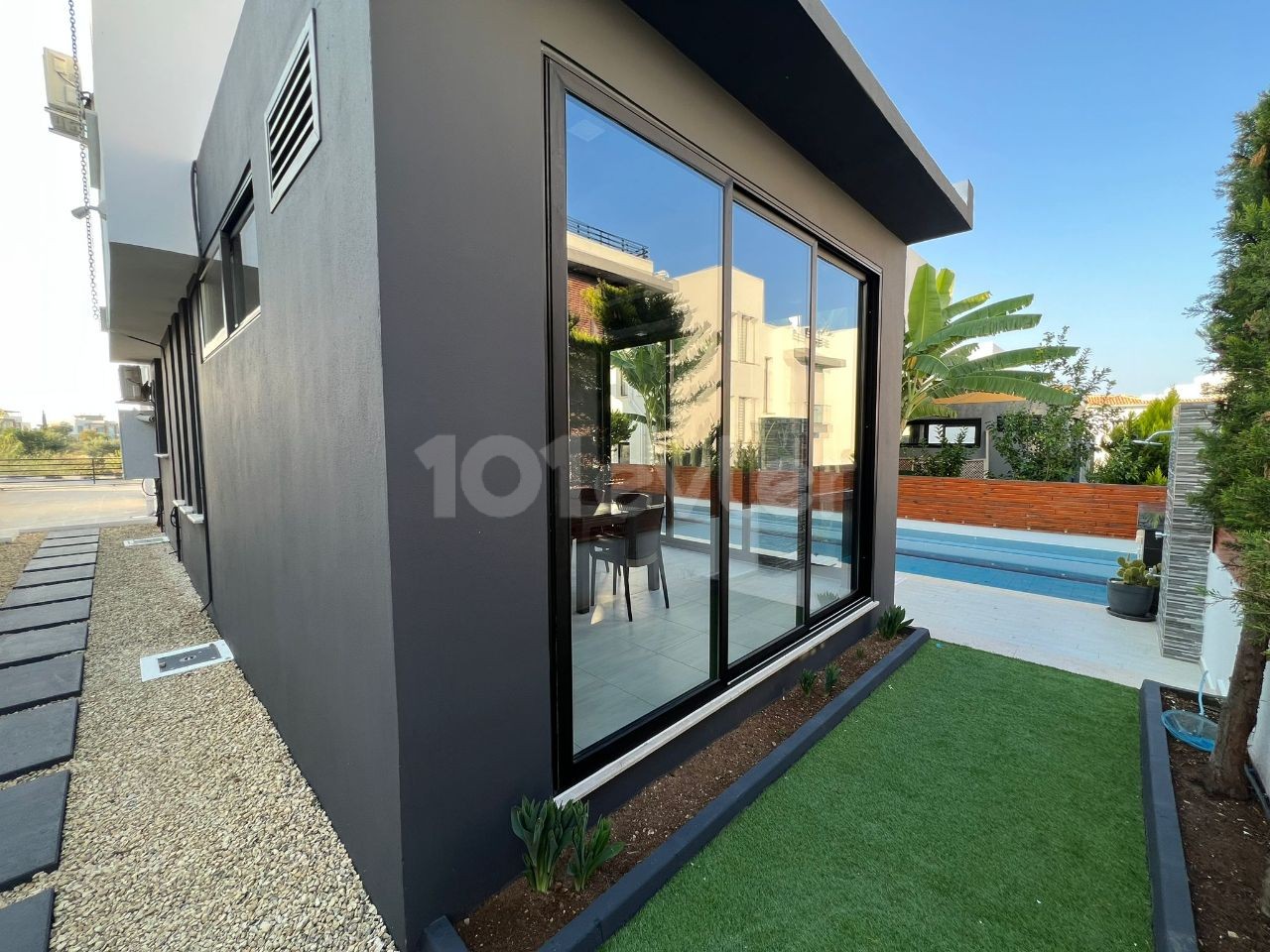 Flat For Sale in Alsancak, Kyrenia