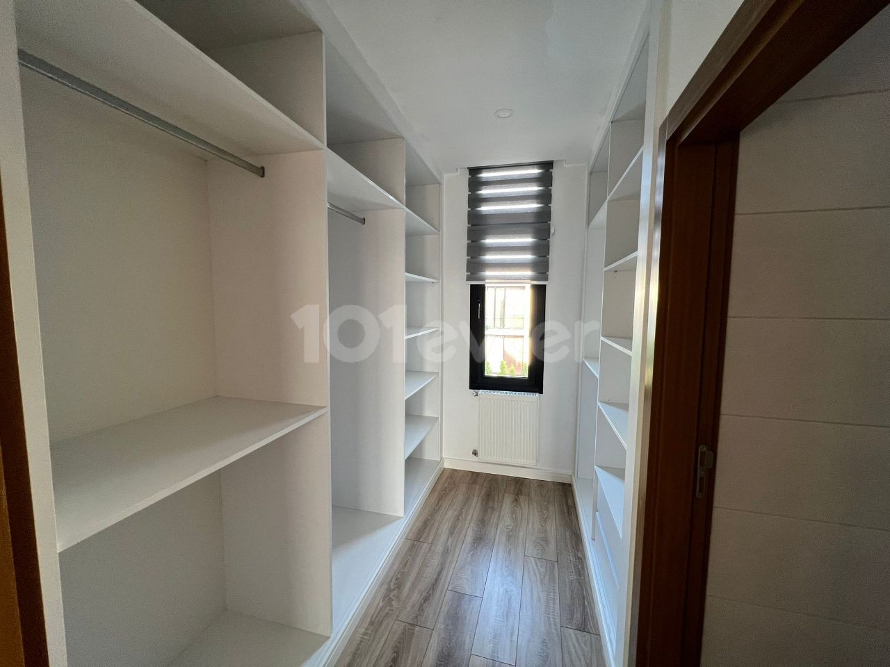 Flat For Sale in Alsancak, Kyrenia