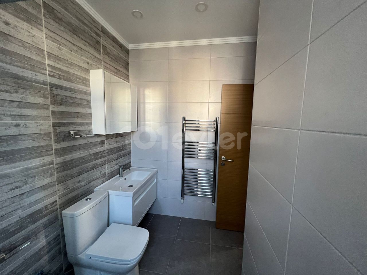 Flat For Sale in Alsancak, Kyrenia