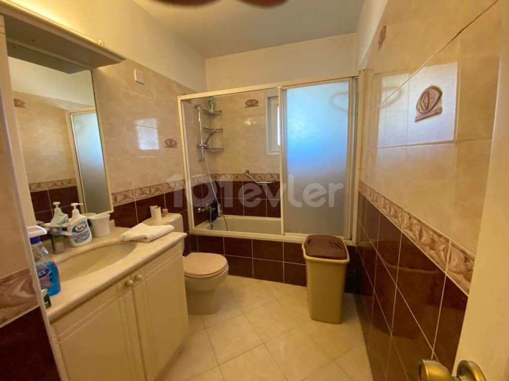 Ortaköy'de Full Eşyalı 3+1 Kiralık Apartman Dairesi 500stg