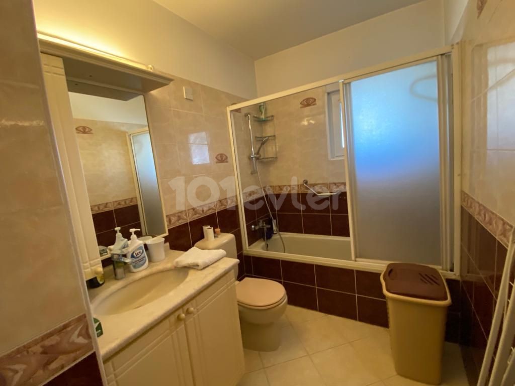 Ortaköy'de Full Eşyalı 3+1 Kiralık Apartman Dairesi 500stg