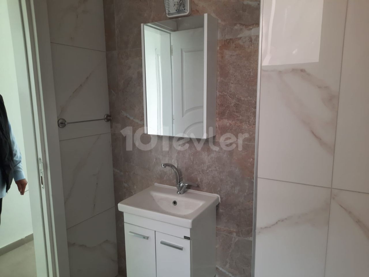 2+1 85m2 1st Floor Apartments for Sale in Gonyeli 60,000stg 