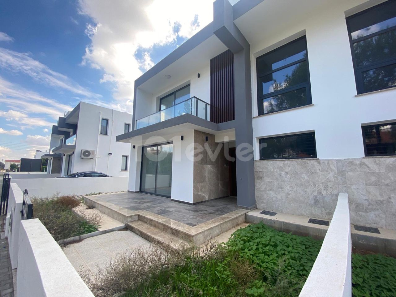 4+1 215m2 twin villa for sale in Yenikent 220.000stg