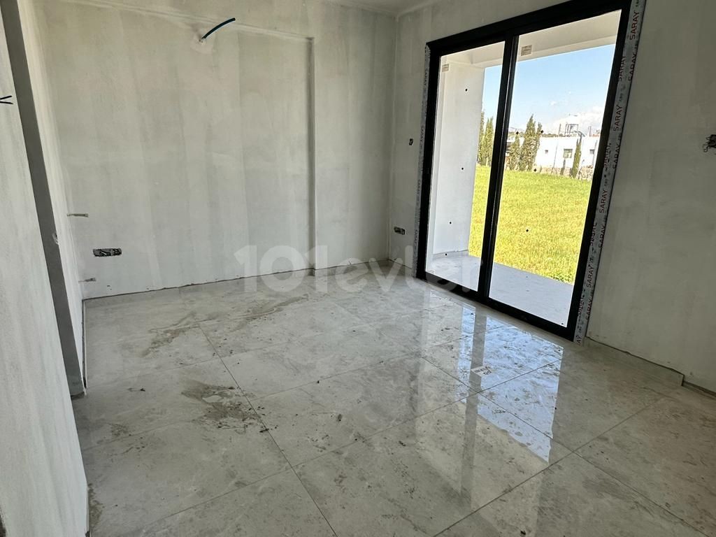 GÖNYELİ ÇİN EVİ BÖLGESİNDE TAM MÜSTAKİL  VİLLALAR 160.000STG BAŞLAYAN FİYATLARLA