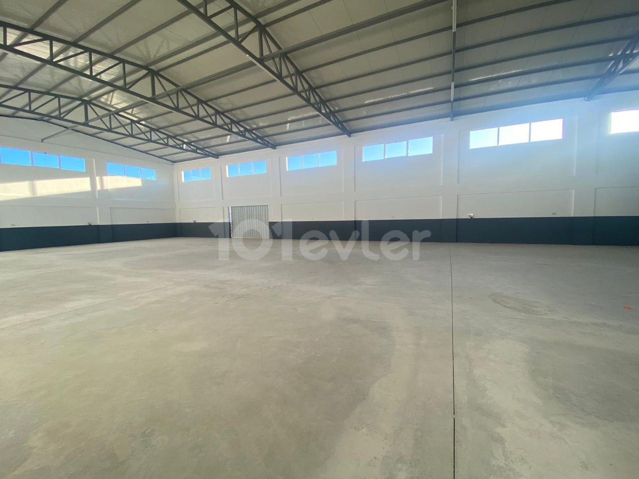 Warehouse To Rent in Alayköy, Nicosia