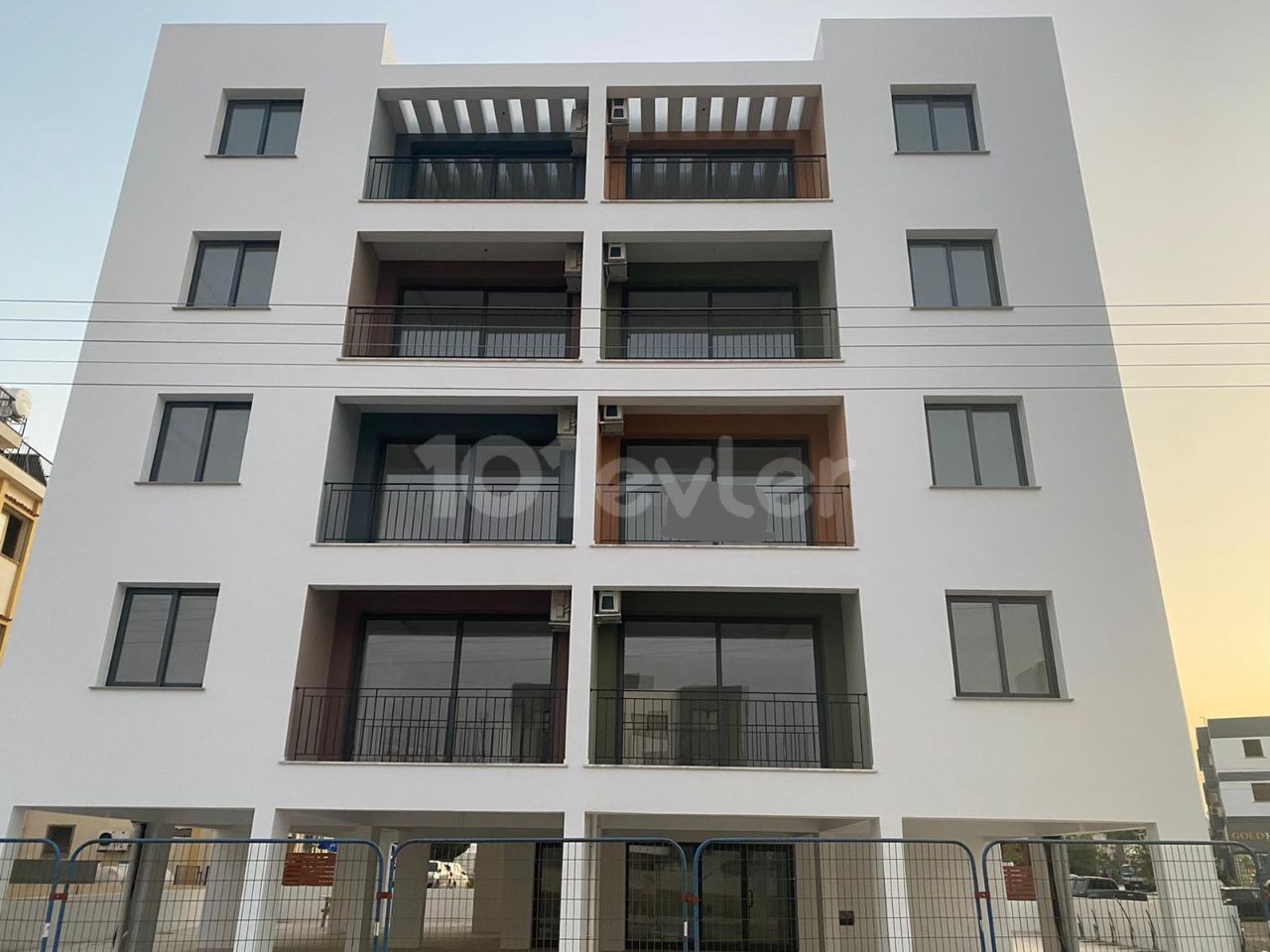 2+1 85 m2 full Bosch branded white goods, air-conditioned and Turkish made luxury flats for sale in Gönyeli, behind Lazmarin, with prices starting from 75,000 stg