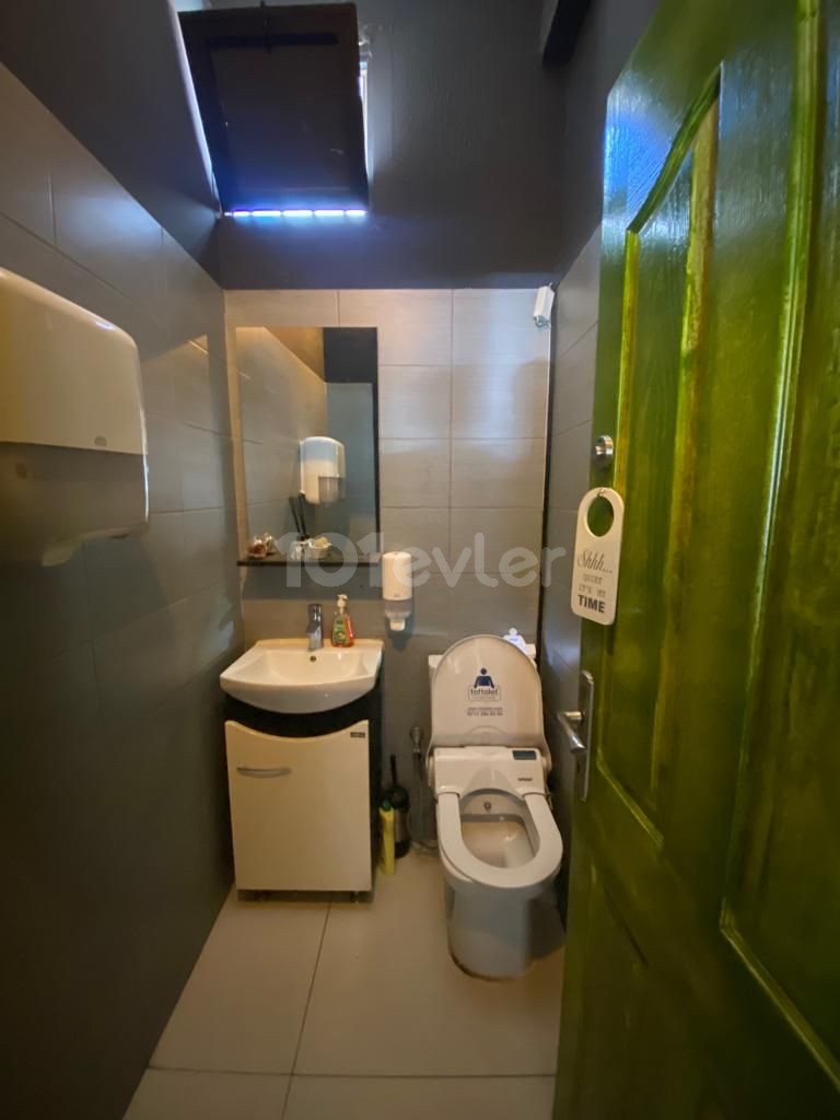 Dereboyu'nda Devren Kiralık Cafe 650 Stg\10.500 Stg Devren Satılık Tüm Esyaları İle.