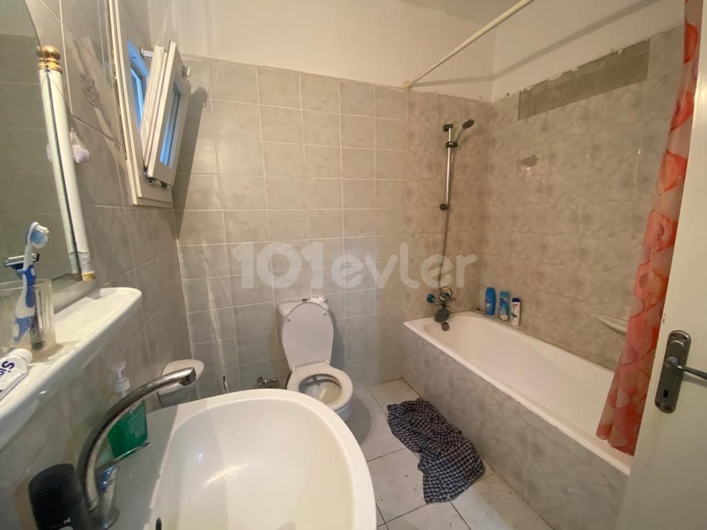 3+1 Large Spacious Centrally Located Apartment for Sale in Kermiya 53,500stg