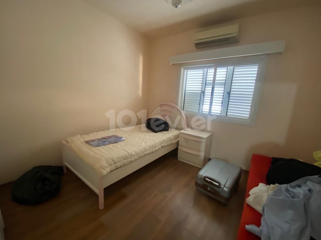 3+1 Large Spacious Centrally Located Apartment for Sale in Kermiya 53,500stg