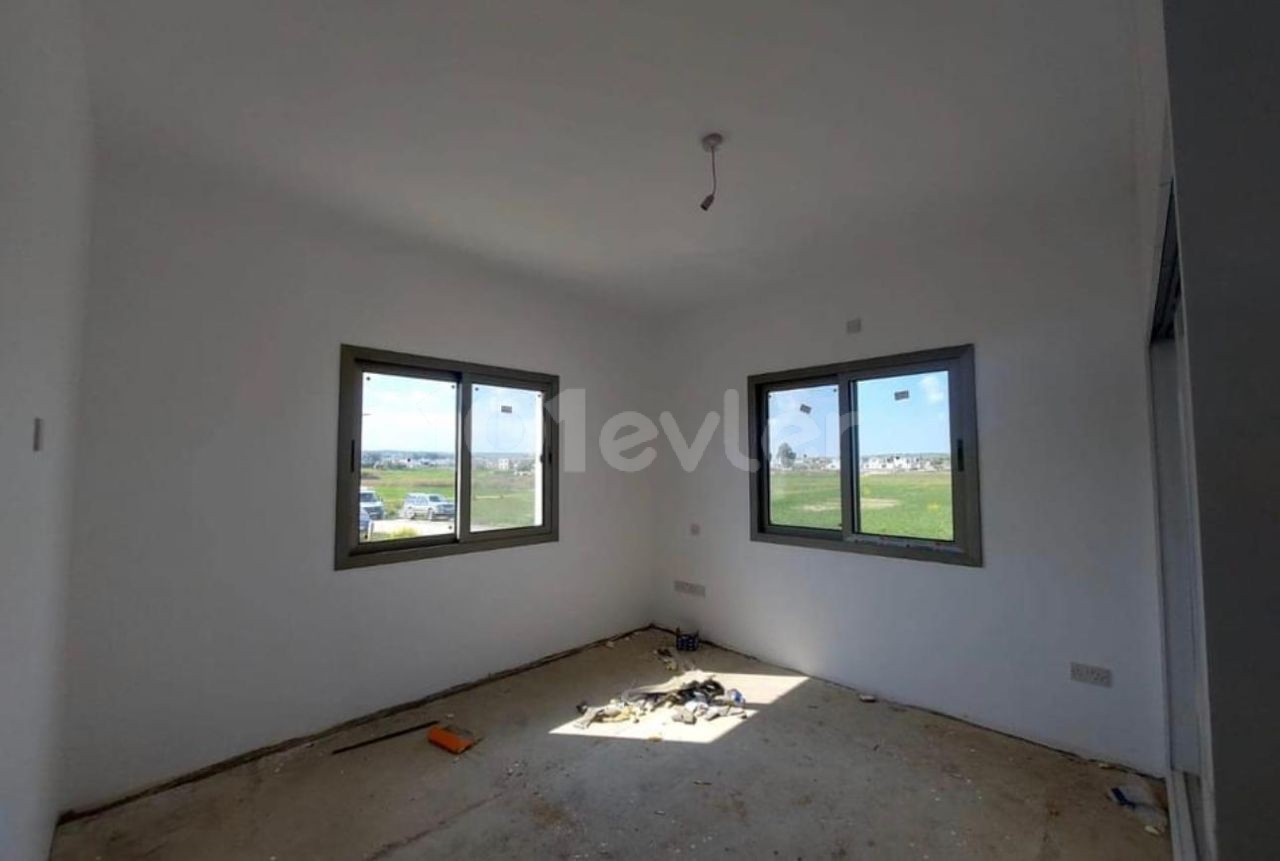 2+1 , 90m2 Single-storey twin residential for sale in Alaykoy 68,000stg 