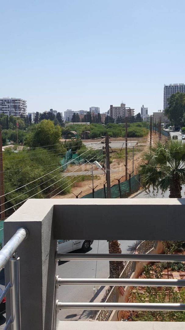 2+1 95 m² Apartment for Rent in Famagusta 350stg