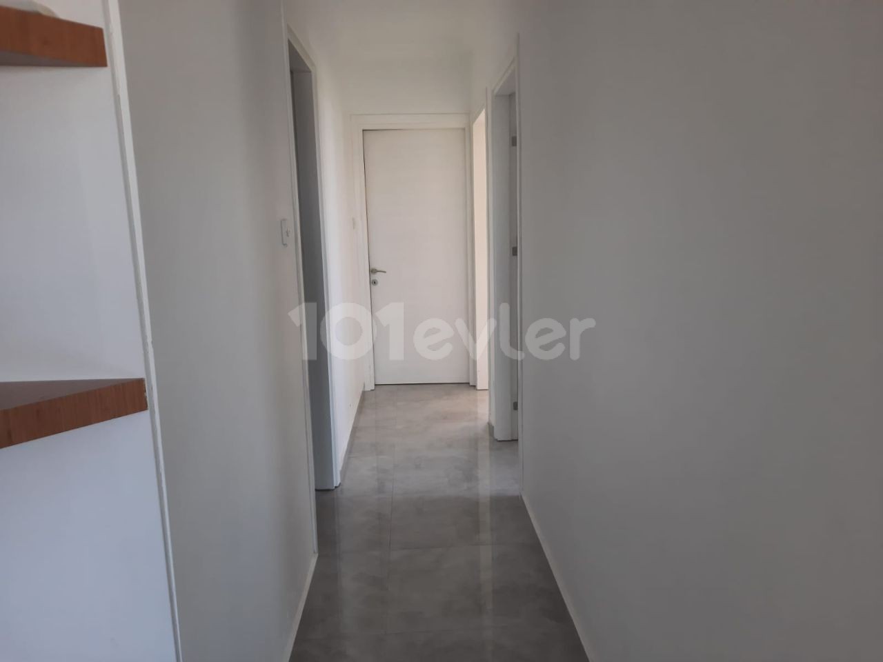 Wohnung zu verkaufen in Zeytinlikte 3+1 135m2 Zeminkat Bahçeli 159.900stg