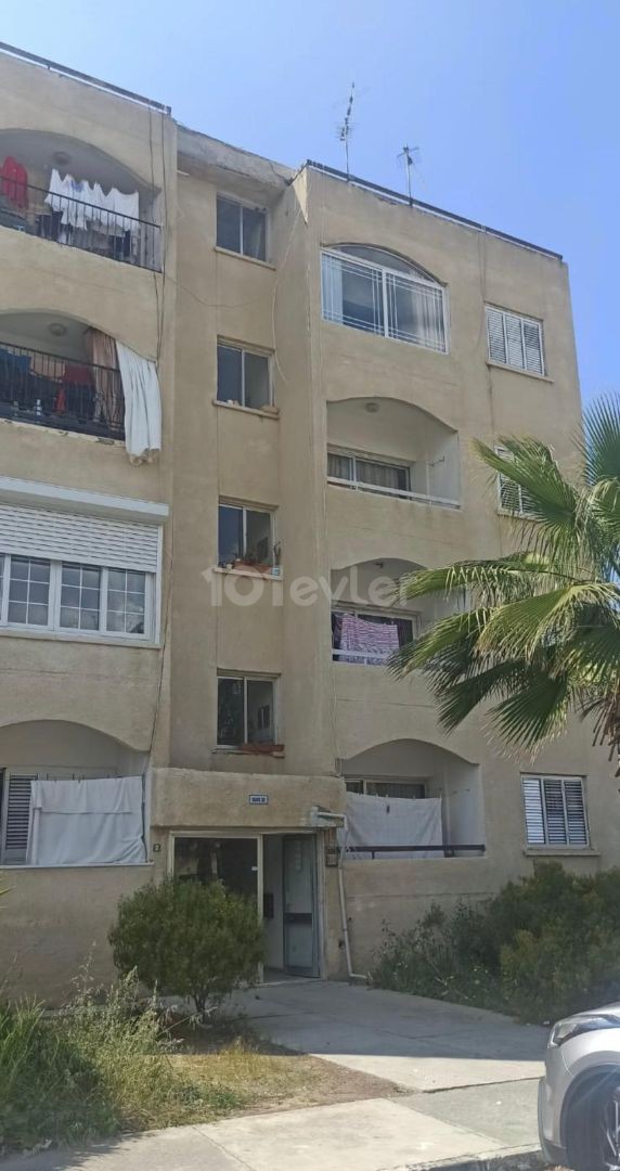 Metehan’da 3+1 Full Eşyalı Tadilatlı, Masrafsız, Kiracısı içinde Satılık Apartman Dairesi 49,500stg