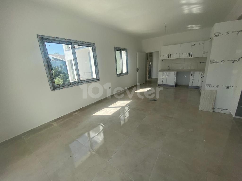 Centrally located 2+1 92 m2 apartment for sale in Gönyeli 