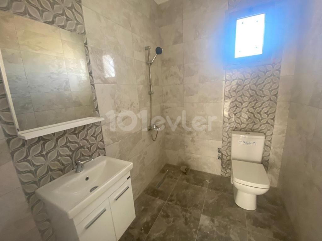 Centrally located 2+1 92 m2 apartment for sale in Gönyeli 