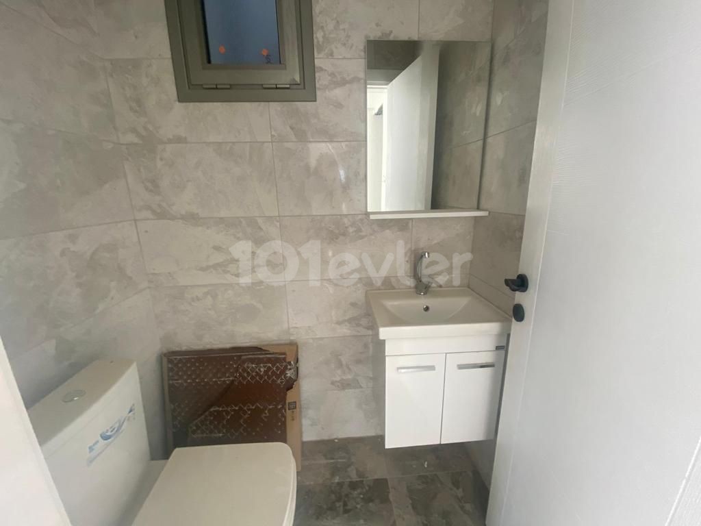 Gönyeli'de merkezi konumda 3+1 120 m2 satılık daireler 