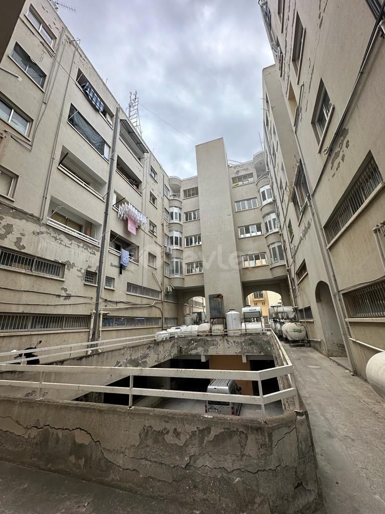 Çağlayanda Kelepir 3+1 Satılık Apartman Dairesi 43.500stg