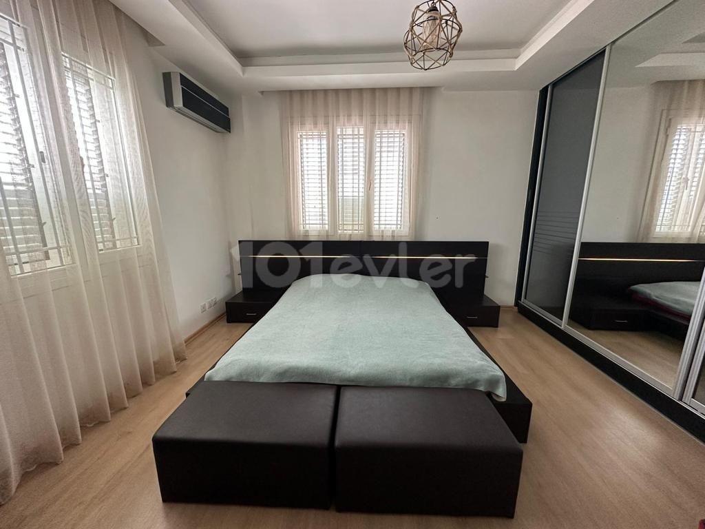 Boğazda 3+1 190m2 Satılık Tam Müstakil Villa 159,000stg