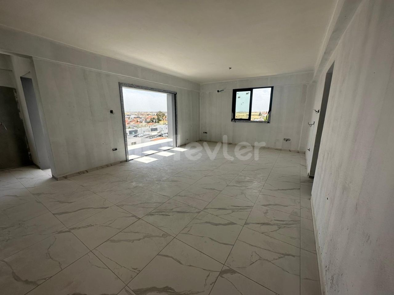 3+1 and 2+1 125m2 apartments for sale in Gonyeli