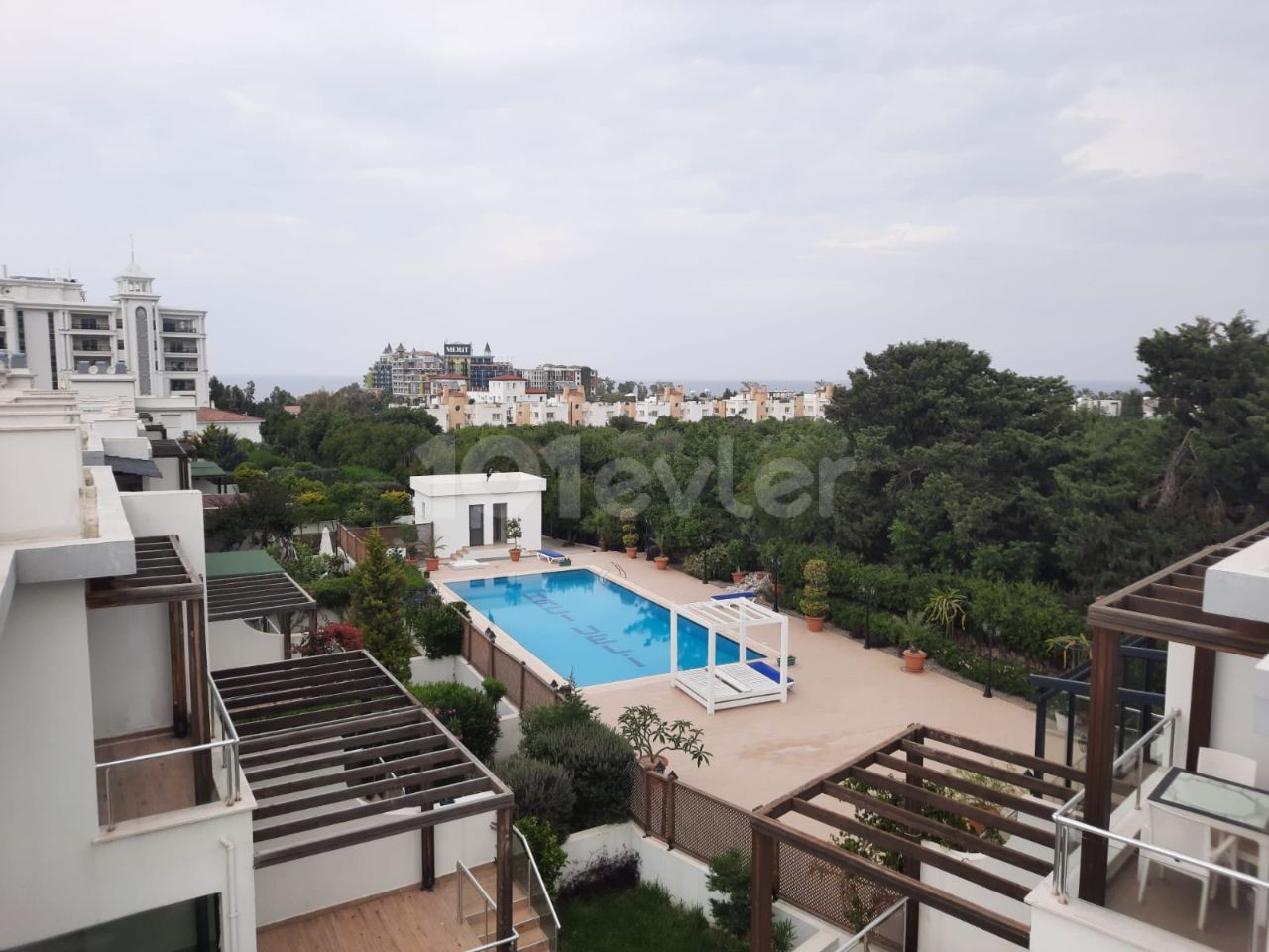 1+1 Ground Floor Apartments for Rent in Kyrenia Alsancak