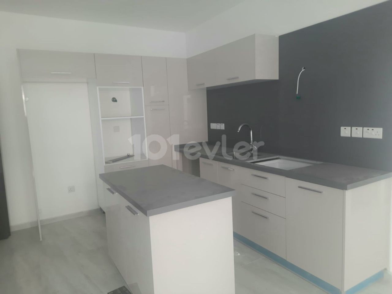 Flat for Sale with Commercial Permit in a Central Location in Kyrenia