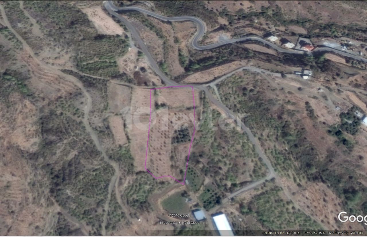 Land for sale in Yeşilirmak, open for development