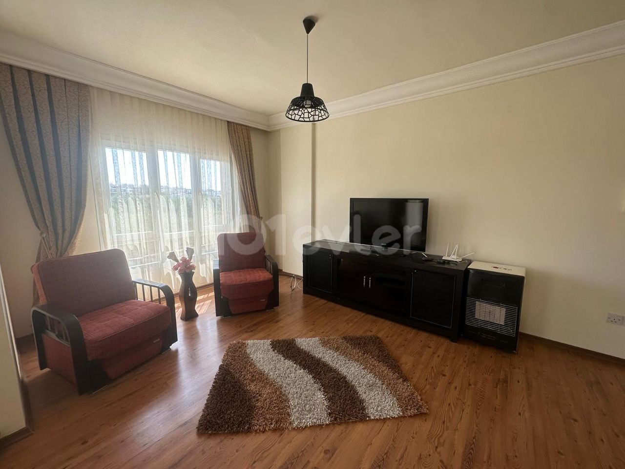 Apartment for Sale in Yenikent with Commercial Permit, 3+1, 135 m2, 1st floor