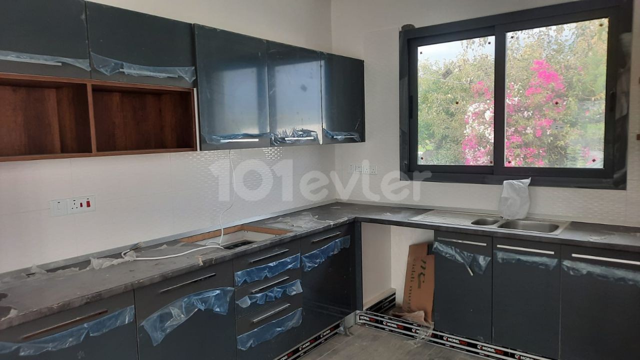 GİRNE ÇATALKÖYDE 3+1, 140 m2, SATILIK  VİLLALAR