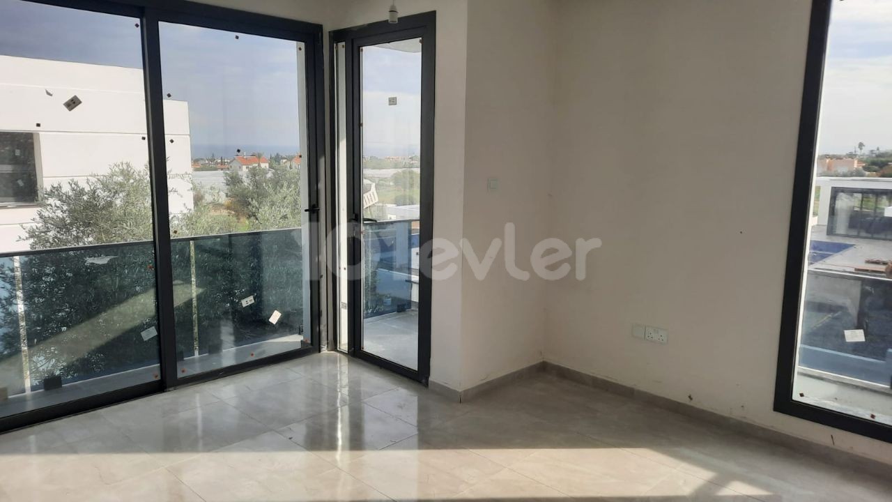 GİRNE ÇATALKÖYDE 3+1, 140 m2, SATILIK  VİLLALAR