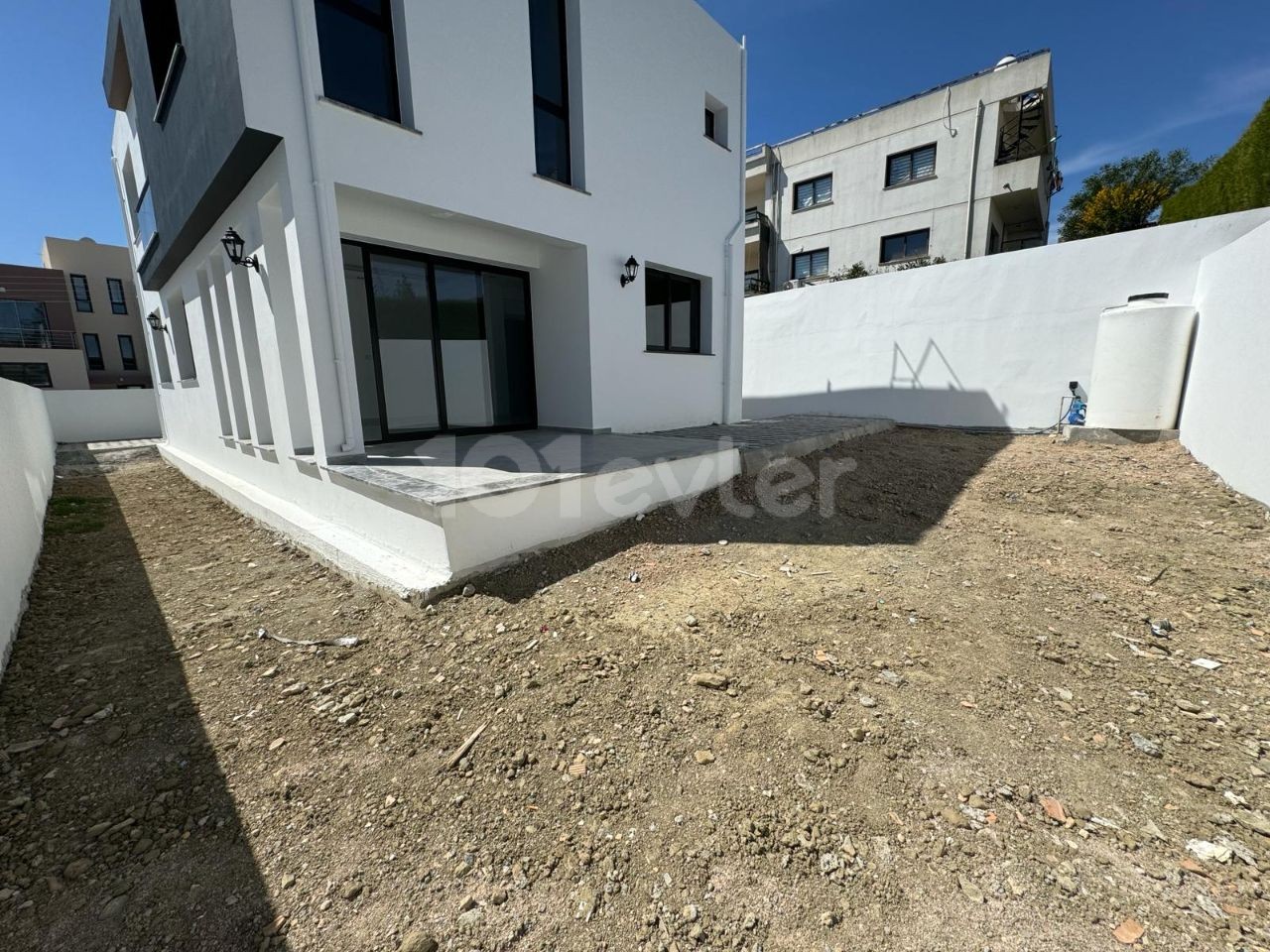 Gönyeli Aşıklar Tepesin’de Koçan Çıkmış, Teslime Hazır. 3+1, 190 m2 Satılık Son Lüks Villa