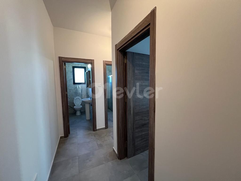 2+1, 90 m2 Apartments for Rent in Nicosia Ortaköy Region, Centrally Located